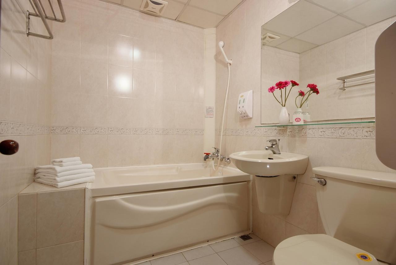 Pink Lotus Hotel Тайбей Екстер'єр фото