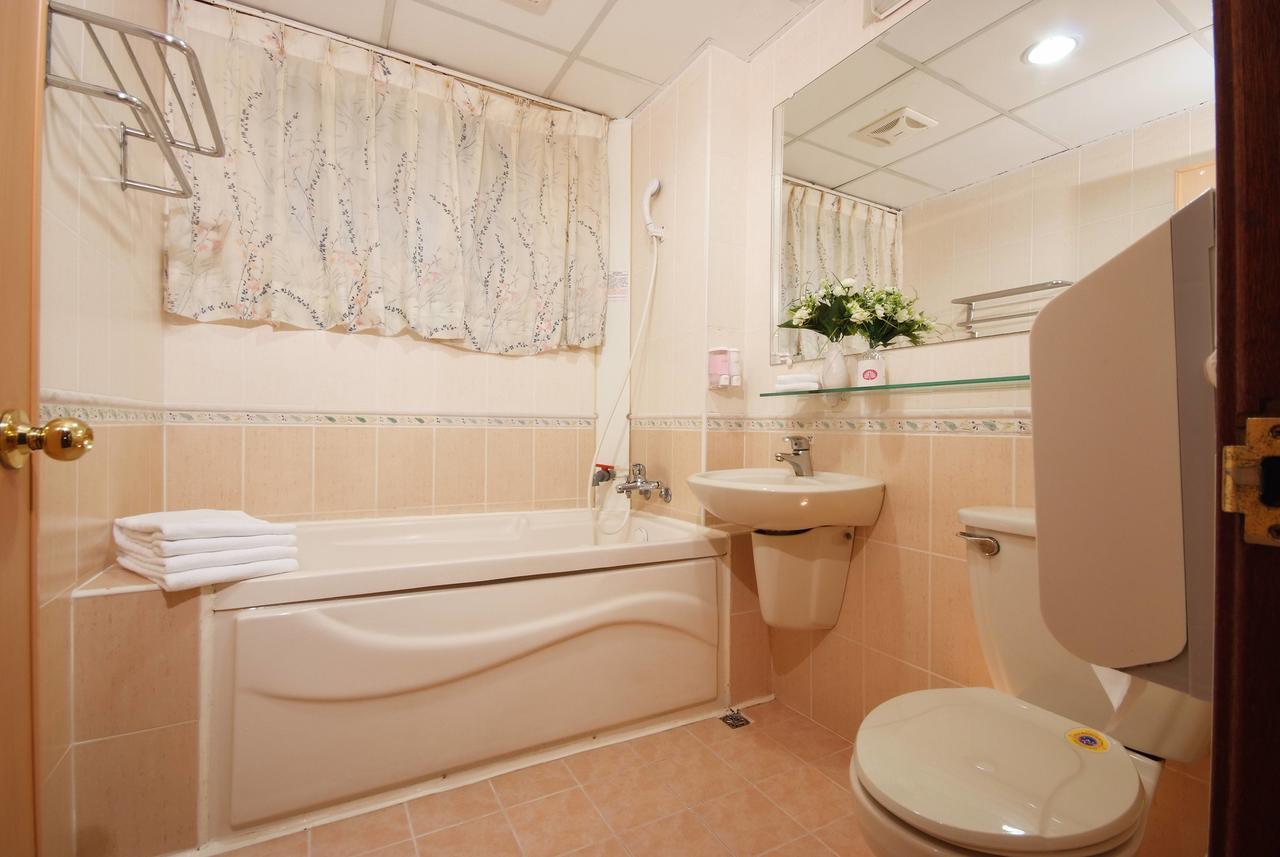 Pink Lotus Hotel Тайбей Екстер'єр фото